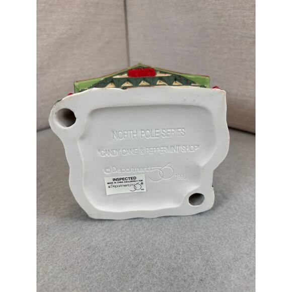 Dept. 56 Candy Cane & Peppermint Shop North Pole 56.56390 - Picture 7 of 9